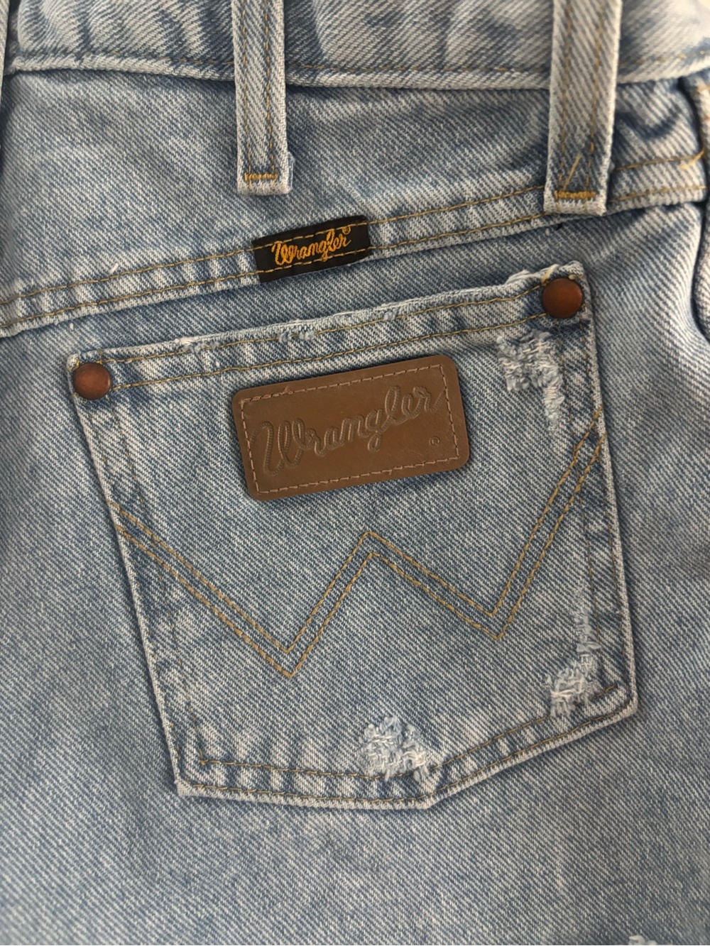 Woman’s wrangler shorts - Picture 4 of 4